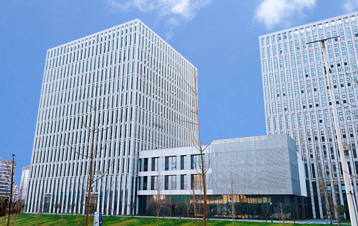 青岛海元金辰建筑钢材与有色金属批发采购指南